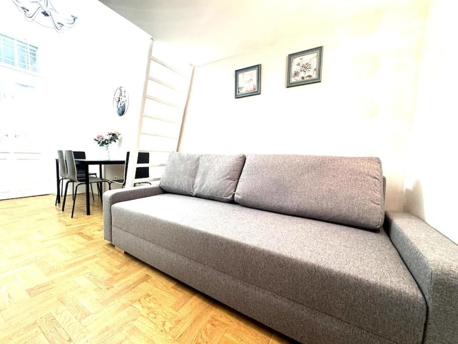 F2 Ultra Central Danube Loft Budapest Exterior photo